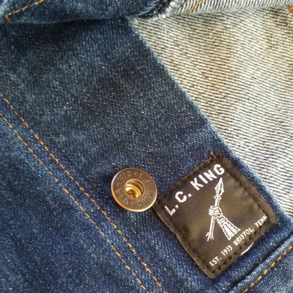 L.C. King Denim Trucker Jacket RN14946 Small | Made in USA | Raw Indigo Workwear - Picture 3 of 7